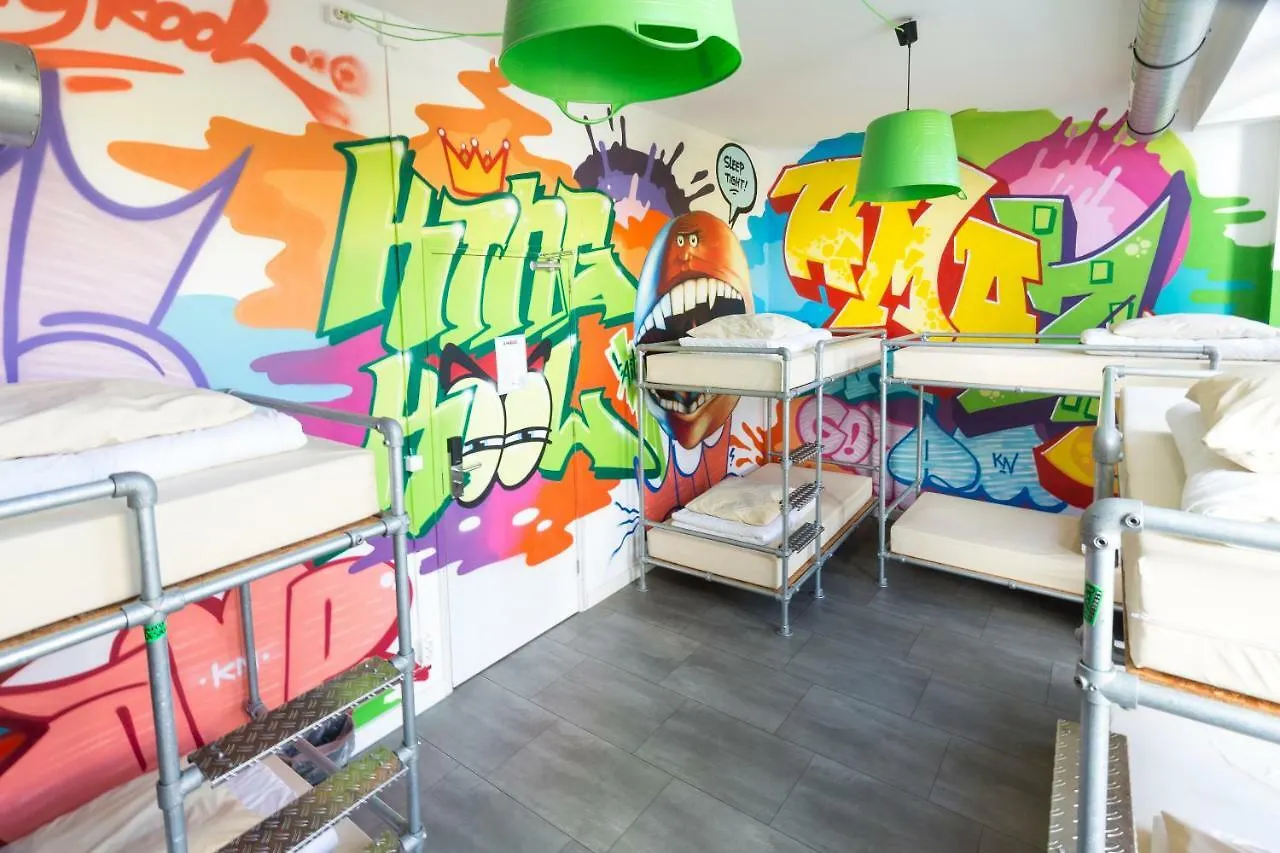 Will & Tate City Stay Hága Hostel